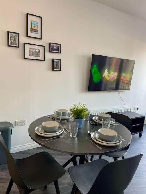Elegant Belfast City Centre Apt Walk Everywhere Exterior foto